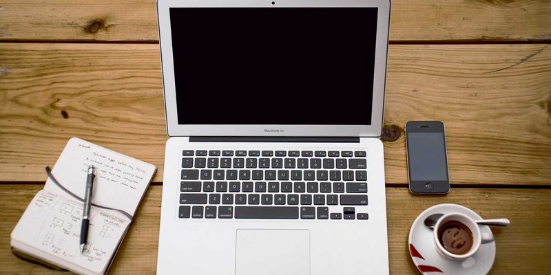 当楚辞遇见赛博朋克：古典诗魂在现代与未来的回响