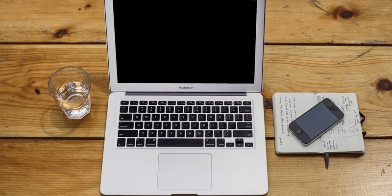 楚辞中的时间意识与生命哲学：《离骚》春秋代序意象的深层解读与诗词交流启示