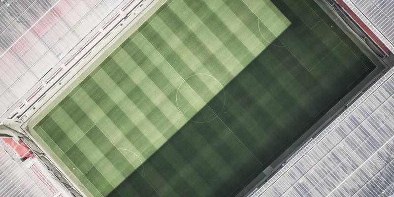 楚辞女性神祇的多元形象：从山鬼、湘夫人到女祭司的性别文化解读与诗词交流启示