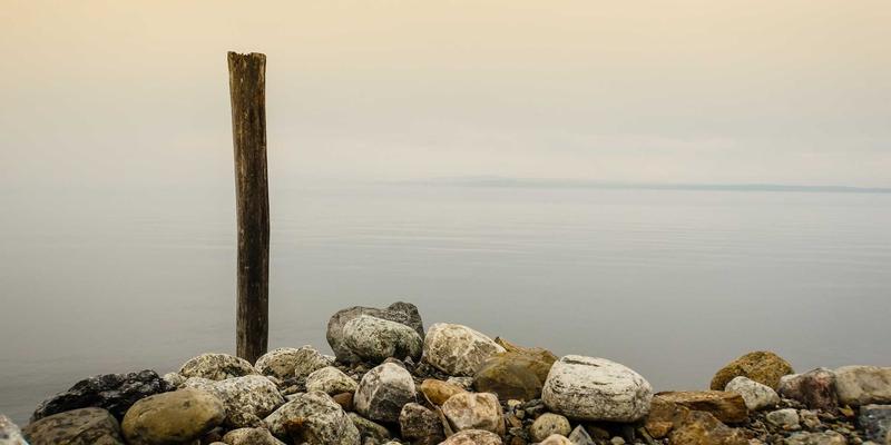 楚辞对李白游仙诗的影响：从《远游》到《梦游天姥吟留别》的文学传承