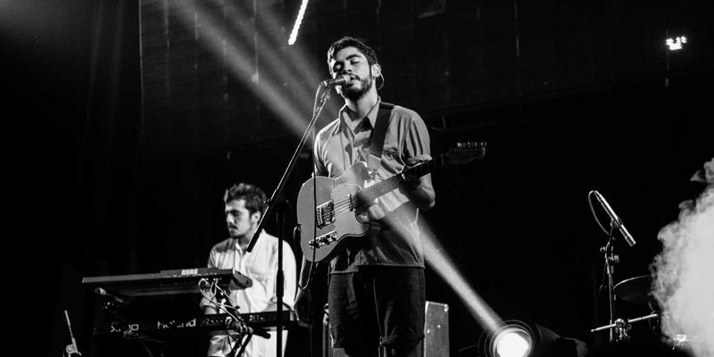 《楚辞》的赛博新生：当古老诗魂撞见未来霓虹